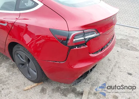 2018 Tesla Model 3 Long Range/Performance from USA, damaged, VIN 5YJ3E1EB4JF099553